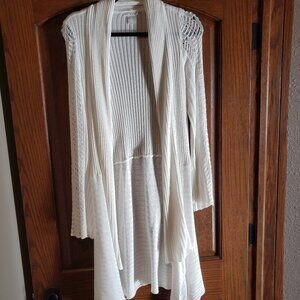 VENUS Cardigan Duster white crochet trim 2X Excellent